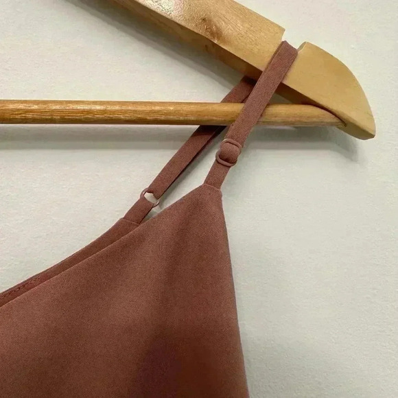 Babaton Everly Camisole V-Neck Old Rose Taupe Women's XS - Picture 5 of 10